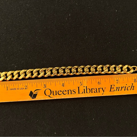 Brand New, Gorgeous, Thick Heavyweight Cuban Links Bracelet - Picture 3 of 3